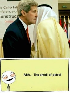 John_Kerry_Sniffing_Saudi_Oil_Fragrance