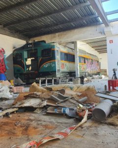3d-street-art-train-by-odeith-3