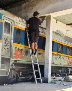 3d-street-art-train-by-odeith-5